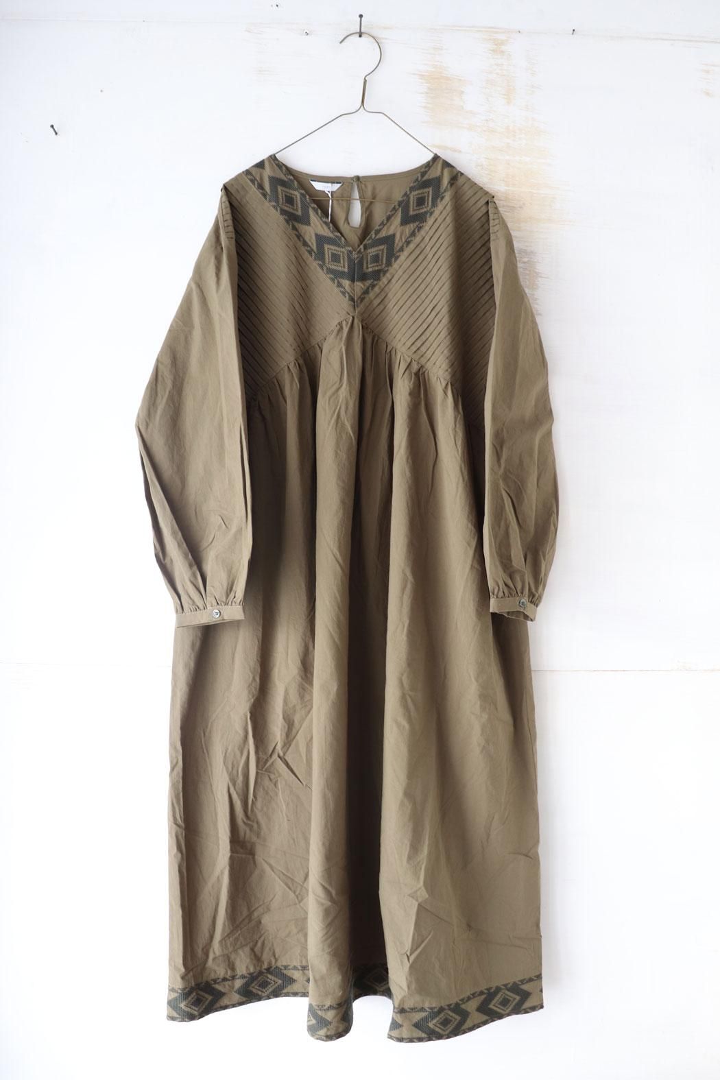 ichi】ジャガード刺繍 OP｜ふんわりギャザーが優雅に揺れる、大人