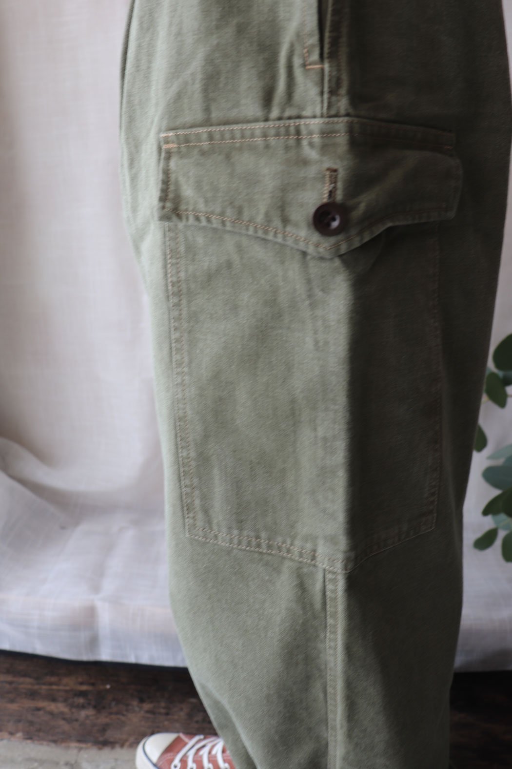 BELGIAN WAIST GATHERING CARGO PANTS（chimala）