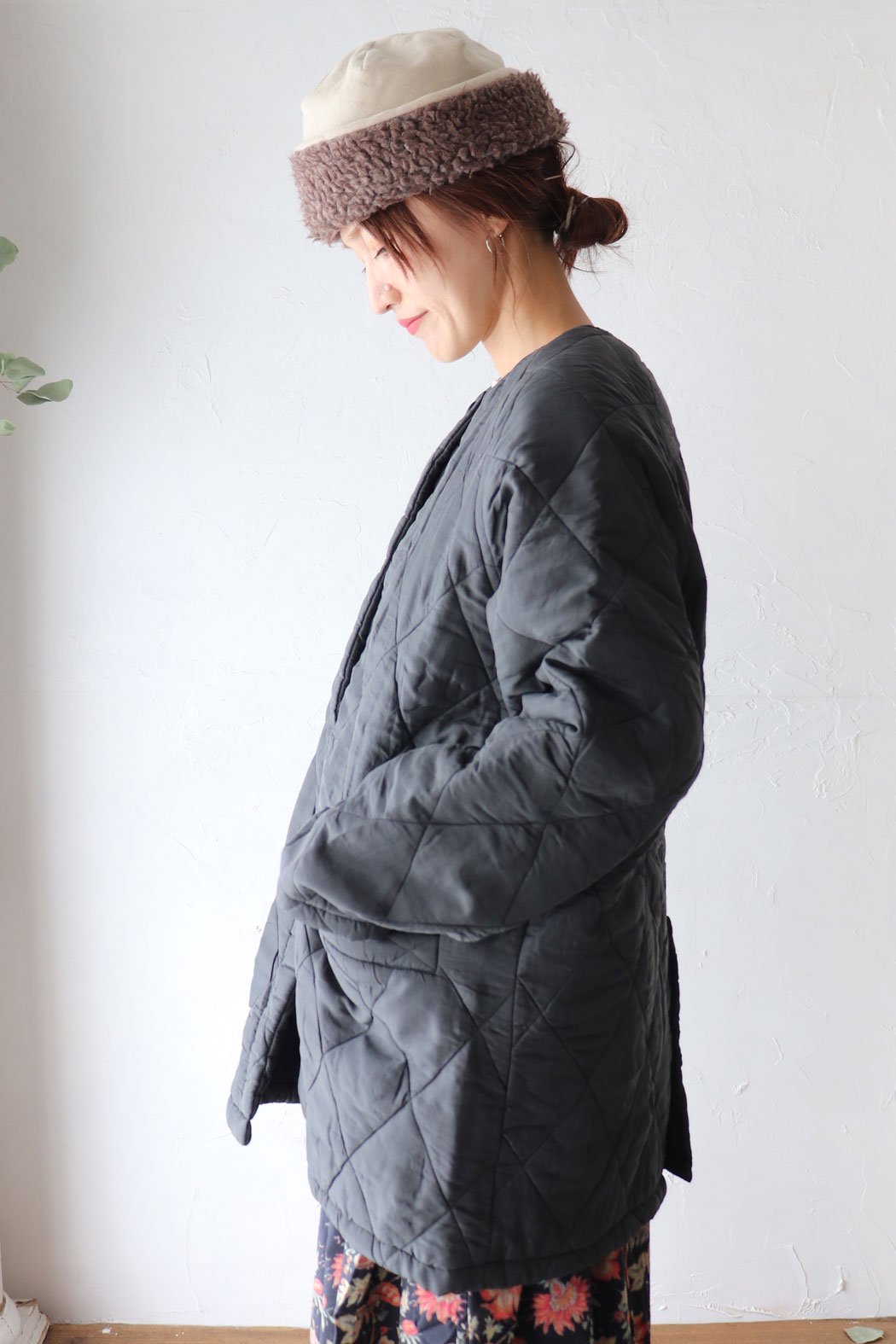 PADDED SILK PLAIN FRONT BUTTON HALF COAT（maison de soil）