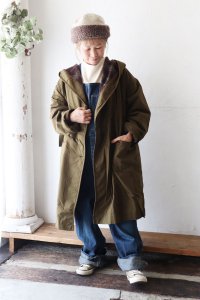 40s POPLIN PLAIN REVERSIBLE HOODED LONG COATsoil<img class='new_mark_img2' src='https://img.shop-pro.jp/img/new/icons8.gif' style='border:none;display:inline;margin:0px;padding:0px;width:auto;' />