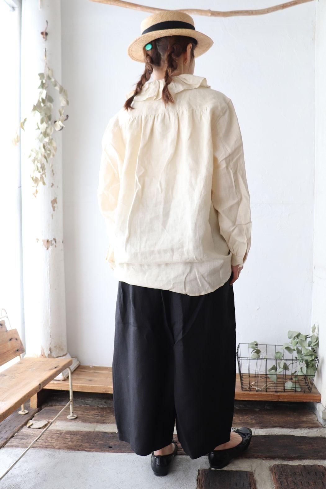 Vlas blomme (ヴラスブラム) コルトレイクリネン フリルカラー
