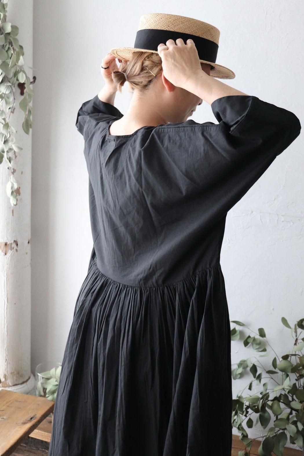 VC-2746 カディワンピース* sumikuro（Veritecoeur）