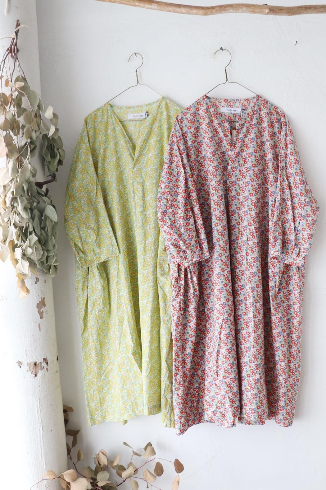 veritecoeur vc-2121 フラワープリントワンピース Veritecoeur(ヴェリテクール)【2020ss新作】フラワープリント