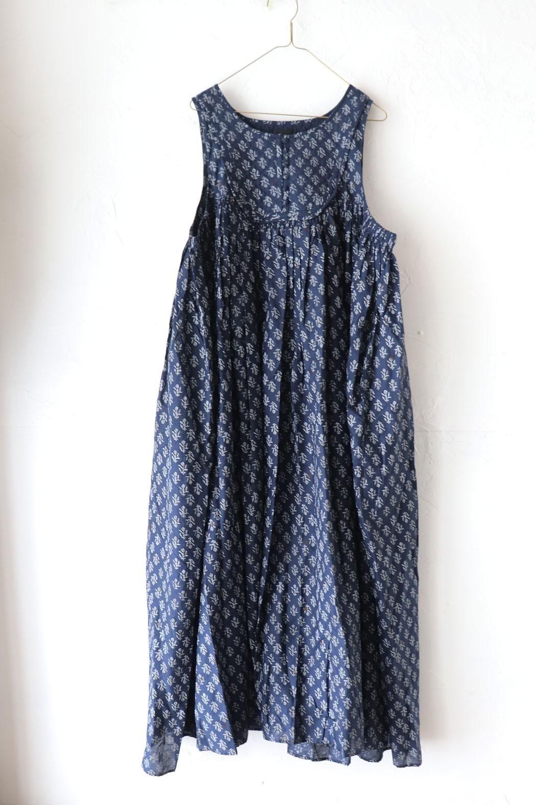 maison de soil｜メゾンドソイル】Vネックキルティング