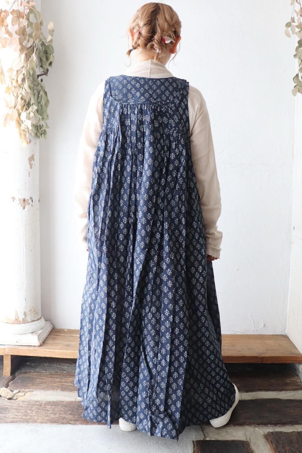 メゾンドソイル　Vネック半袖ワンピース　ブロックプリント NMDS22184D]maison de soil(メゾンドソイル)GENTIANA FLOWER