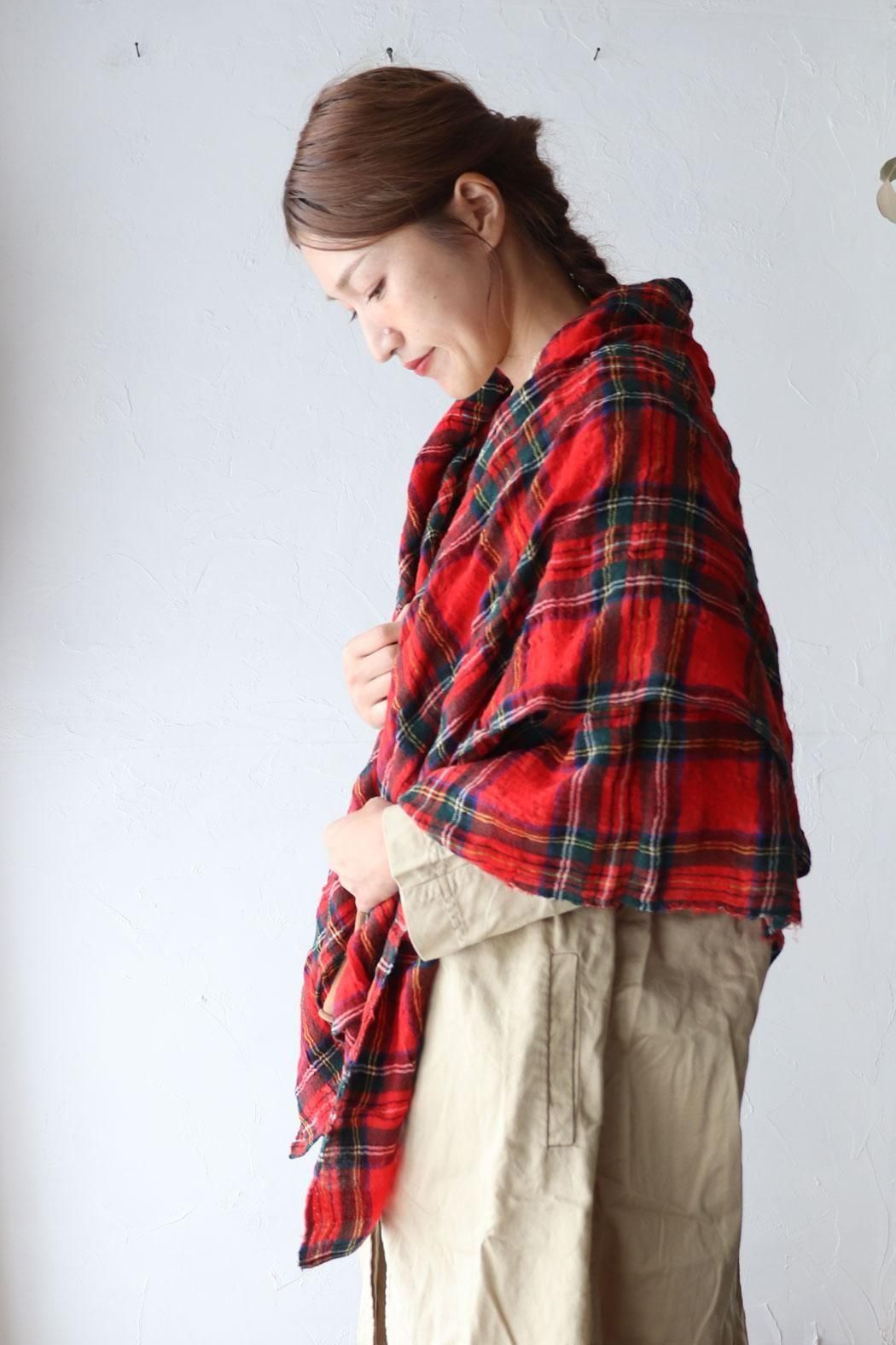 美品　Veritecoeur ヴェリテクール　ウールガーゼストール 楽天市場】Veritecoeur(ヴェリテクール) Checked Gauze Stole