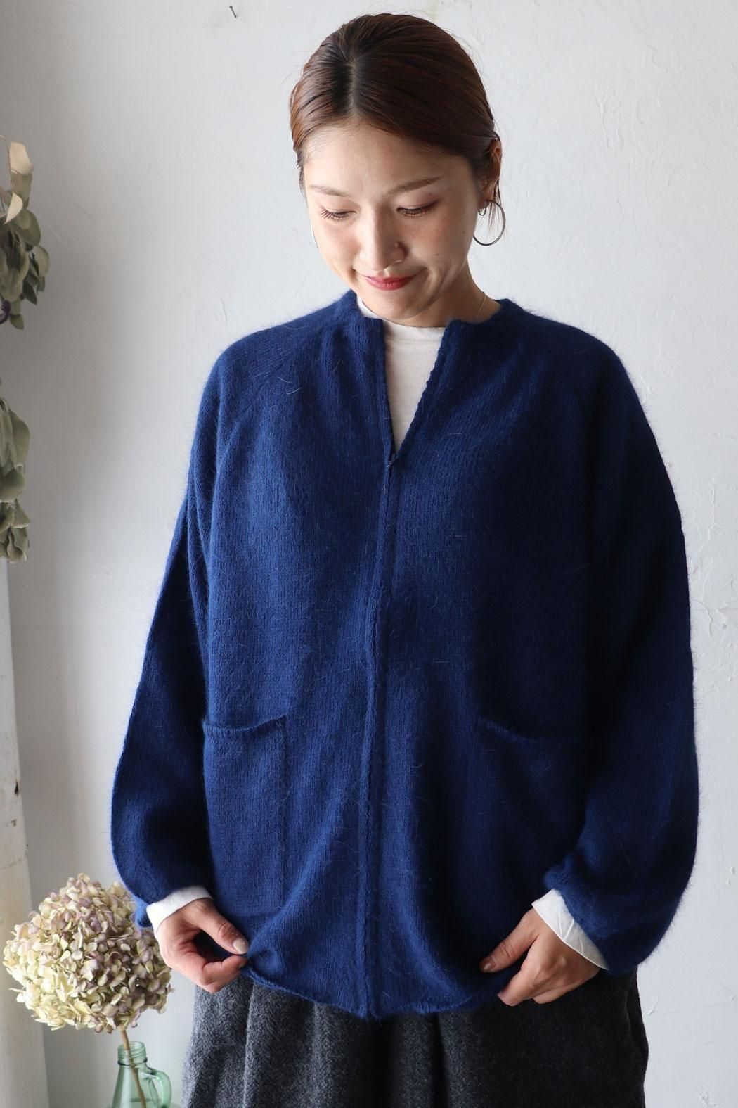 【アンナモリナーリ】アンサンブル　いちご柄　総柄　カーディガン　イタリア製 アンナモリナーリ】アンサンブル いちご柄 総柄 カーディガン