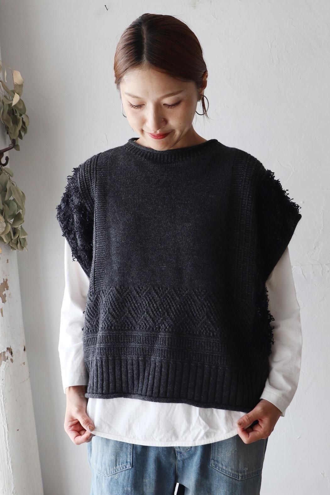 tumugu ウールアンゴラボア フードベスト☽꙳ tumugu:（ツムグ） | ウールアンゴラボア フードベスト