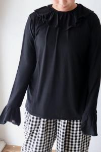 ichi() 2WAY PULLOVER<img class='new_mark_img2' src='https://img.shop-pro.jp/img/new/icons8.gif' style='border:none;display:inline;margin:0px;padding:0px;width:auto;' />