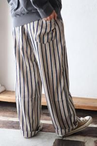 ichi Antiquite's(ƥ) INDIGO STRIPE PANTS<img class='new_mark_img2' src='https://img.shop-pro.jp/img/new/icons8.gif' style='border:none;display:inline;margin:0px;padding:0px;width:auto;' />