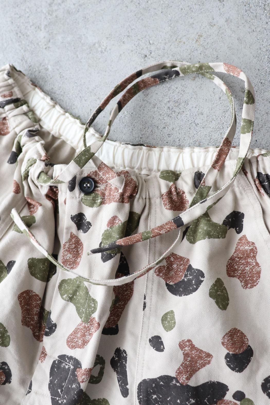 美品⭐︎今季⭐︎イチアンティークス カモフラージュ チノパン 美品⭐︎今季⭐︎イチアンティークス カモフラージュ チノパン