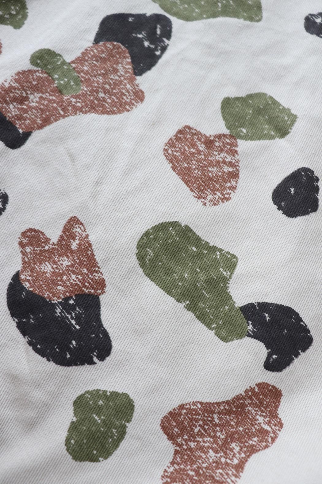 ichi Antiquite's】CAMO PANTS | ポップなカモフラージュ柄のパンツ