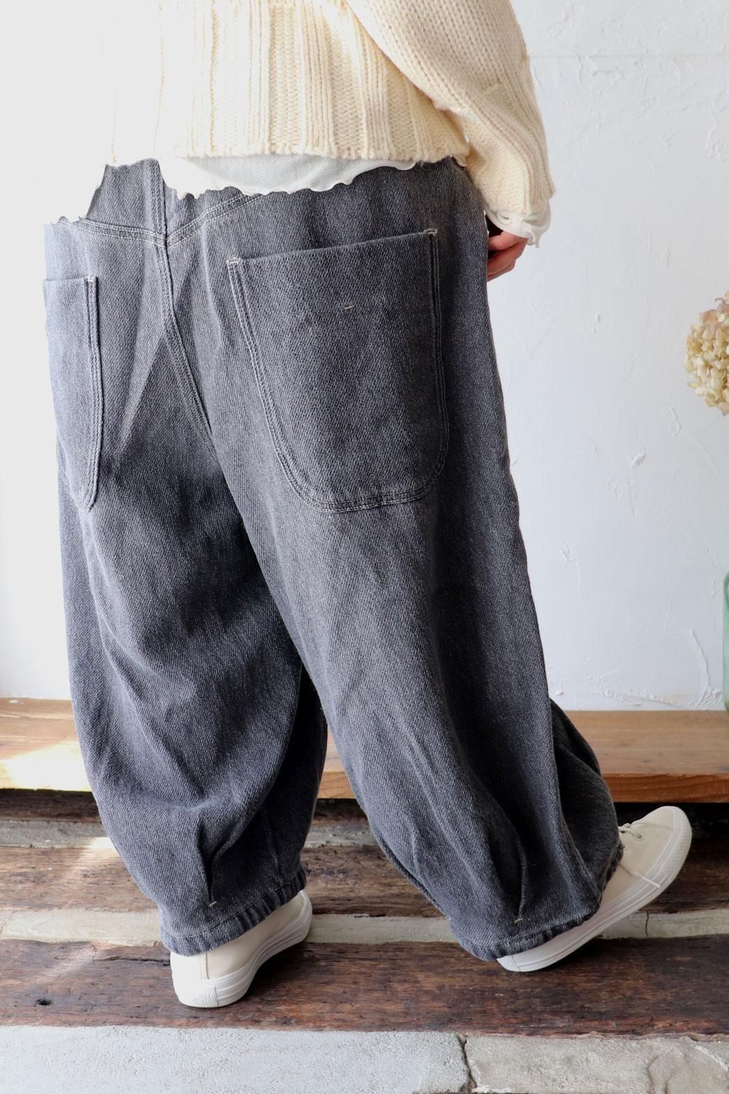 tumugu:｜ツムグ】スラブヤーンデニム タックパンツ｜ヴィンテージ感