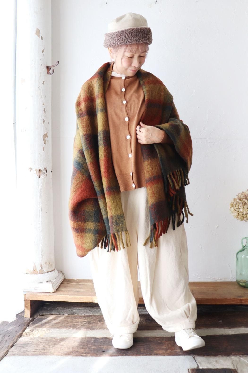 tumugu:｜ツムグ】スラブヤーンデニム タックパンツ｜ヴィンテージ感