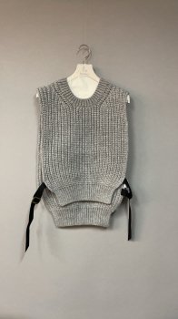 <img class='new_mark_img1' src='https://img.shop-pro.jp/img/new/icons47.gif' style='border:none;display:inline;margin:0px;padding:0px;width:auto;' />elfinfolk  bulky  knit  vest