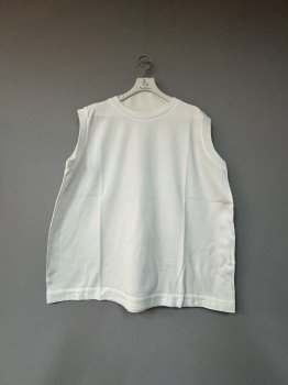 <img class='new_mark_img1' src='https://img.shop-pro.jp/img/new/icons13.gif' style='border:none;display:inline;margin:0px;padding:0px;width:auto;' />toujours  organic  fine cotton  light jersey   sleeveless  T-shirt   white