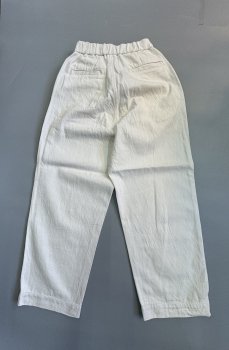 <img class='new_mark_img1' src='https://img.shop-pro.jp/img/new/icons51.gif' style='border:none;display:inline;margin:0px;padding:0px;width:auto;' />toujours  11oz selvage  white  denim       easy  field  trousers     1