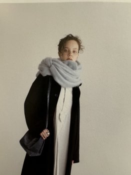 <img class='new_mark_img1' src='https://img.shop-pro.jp/img/new/icons14.gif' style='border:none;display:inline;margin:0px;padding:0px;width:auto;' />toujours  plain  stitch  mink  finished  stole