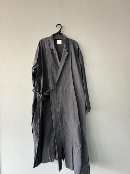 <img class='new_mark_img1' src='https://img.shop-pro.jp/img/new/icons15.gif' style='border:none;display:inline;margin:0px;padding:0px;width:auto;' />2025AW toujours shadow glen paid cotton cloth  lapel collar gown  2