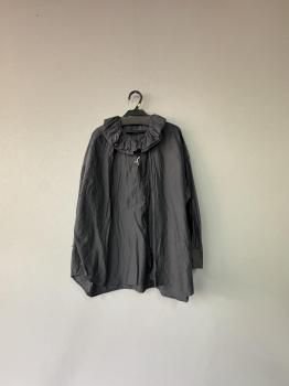 <img class='new_mark_img1' src='https://img.shop-pro.jp/img/new/icons15.gif' style='border:none;display:inline;margin:0px;padding:0px;width:auto;' />2025AW toujours cotton.silk faille cloth ruffle collar baggy shirt  black navy
