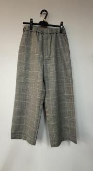 <img class='new_mark_img1' src='https://img.shop-pro.jp/img/new/icons15.gif' style='border:none;display:inline;margin:0px;padding:0px;width:auto;' />2025AW toujours  rustic window pane wool.linen cloth  easyfield trousers 1