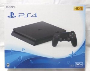 PlayStation®4ジェット・ブラック500GB CUH-2100AB01