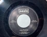 oasis live forever レコード