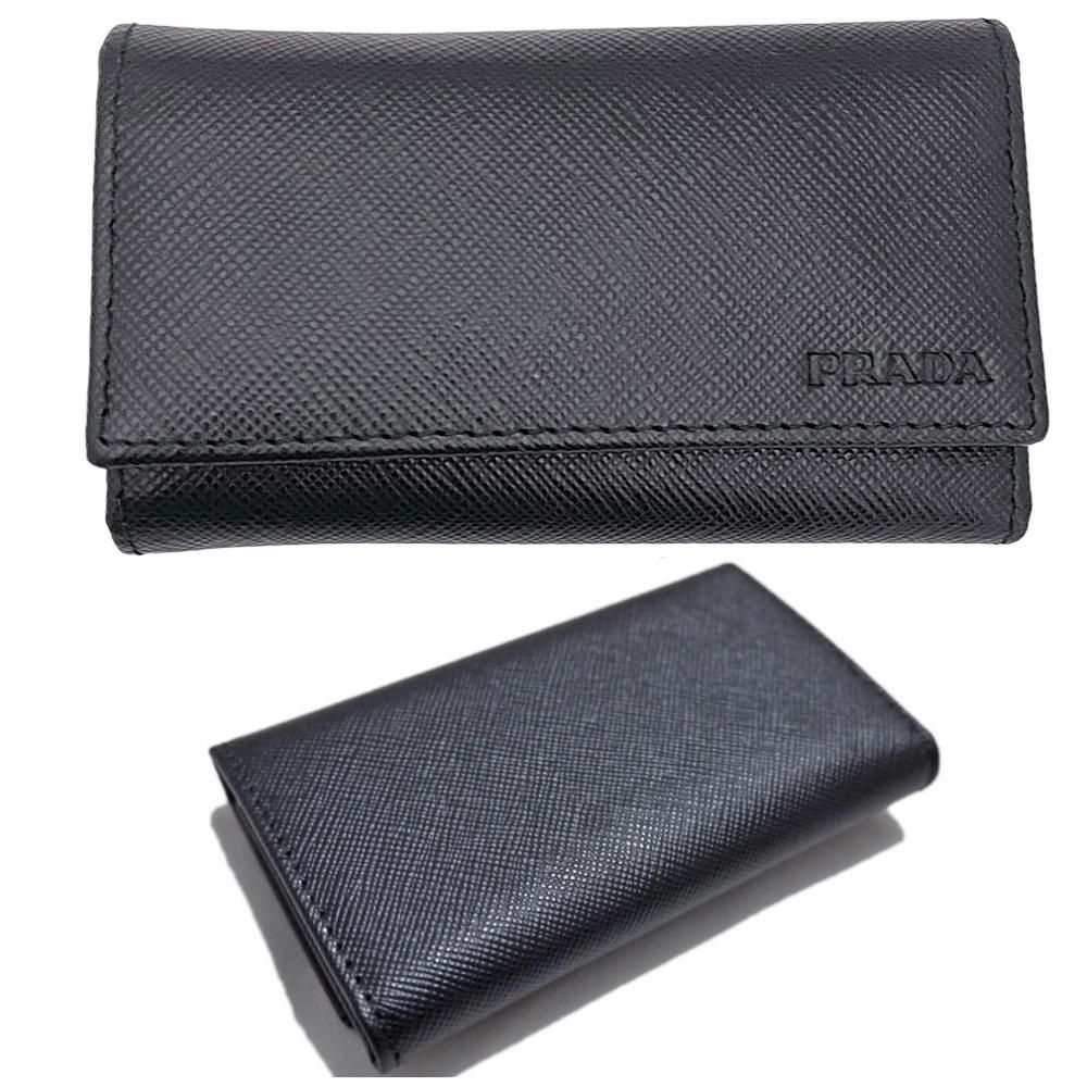 プラダ メンズ サフィアーノレザー 6連キーケース 黒 2pg222 Prada インポートセレクトショップ It Girl S Collection プラダ ミュウミュウなどハイブランド品やインポートファッションアイテムの格安通販サイト プラダ メンズ サフィアーノレザー 6連キーケース 黒 2pg222 Prada インポートセレクトショップ It Girl S Collection プラダ ミュウミュウなどハイブランド品やインポートファッションアイテムの格安通販サイト