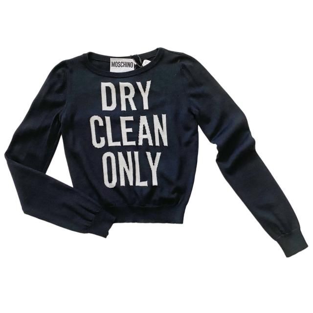 モスキーノ　メッセージセーターDRY CLEAN ONLY 黒 #40　MOSCHINO - インポートセレクトショップ『It Girl's  collection』　プラダ・ミュウミュウなどハイブランド品やインポートファッションアイテムの格安通販サイト