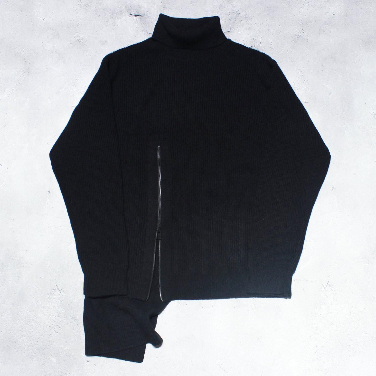 <img class='new_mark_img1' src='https://img.shop-pro.jp/img/new/icons8.gif' style='border:none;display:inline;margin:0px;padding:0px;width:auto;' />Yohji Yamamoto POUR HOMMEZIPPER OPEN PLUCK CLOTH TURTLE NECK KINT