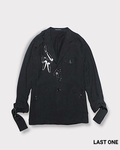 Yohji Yamamoto POUR HOMME60 LINEN LAWN I-SLEEVE CUFF TIED SAFETY PIN JACKET 290,400-