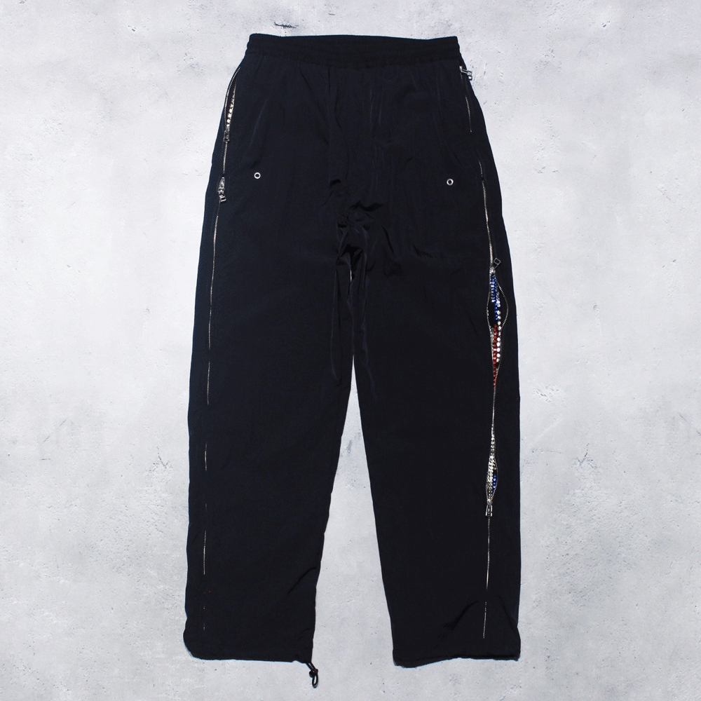 <img class='new_mark_img1' src='https://img.shop-pro.jp/img/new/icons8.gif' style='border:none;display:inline;margin:0px;padding:0px;width:auto;' />BED j.w. FORDTraining Cargo Pants(BLACK)