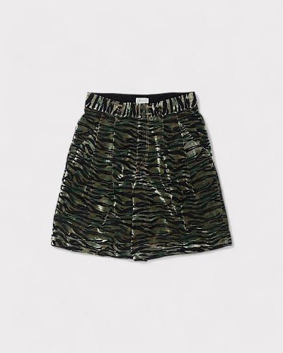 <img class='new_mark_img1' src='https://img.shop-pro.jp/img/new/icons20.gif' style='border:none;display:inline;margin:0px;padding:0px;width:auto;' />BED j.w. FORDVelvet Cargo Shorts(FOREST)