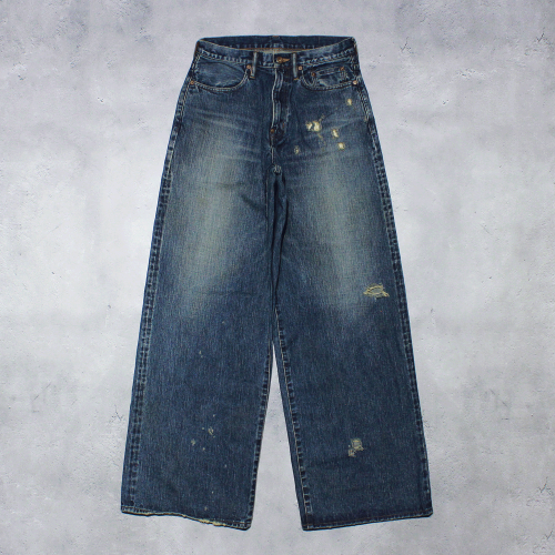 <img class='new_mark_img1' src='https://img.shop-pro.jp/img/new/icons8.gif' style='border:none;display:inline;margin:0px;padding:0px;width:auto;' />SUGARHILLFADED MODERN DENIM WIDE TROUSERS(FADED INDIGO)
