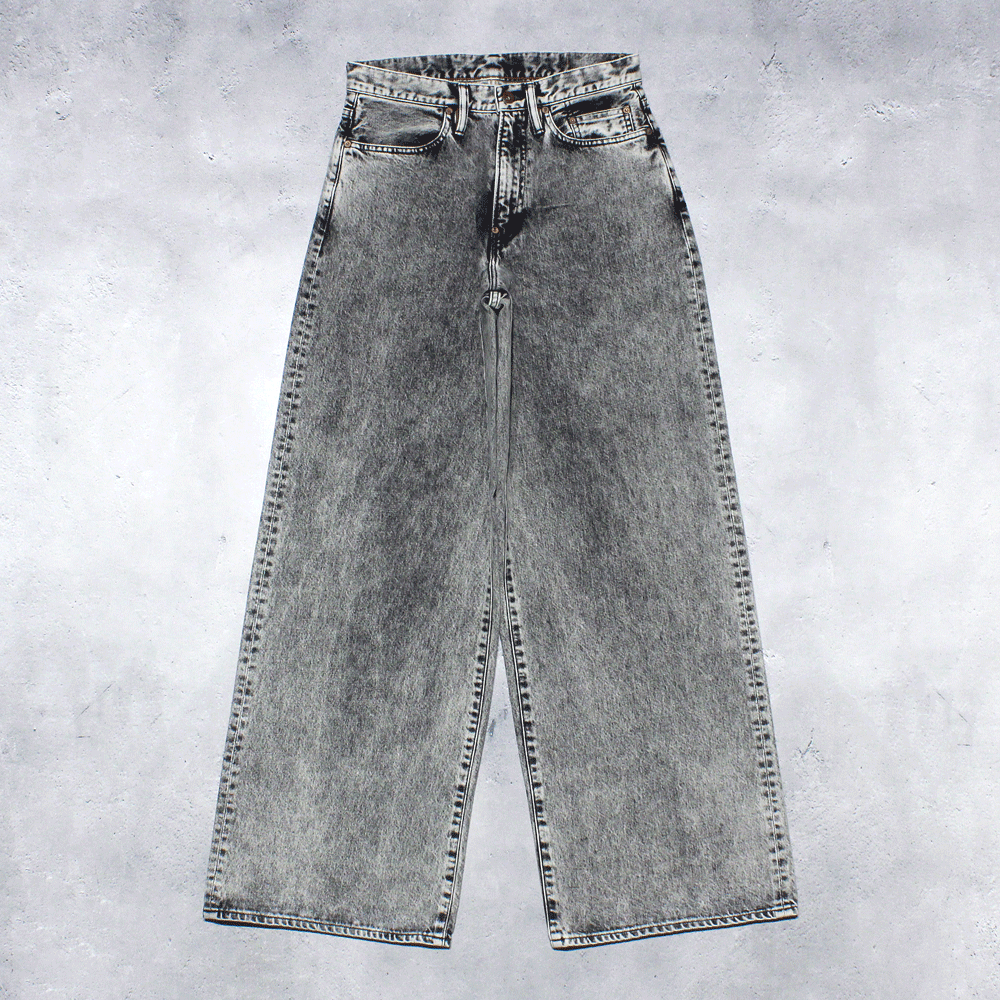 <img class='new_mark_img1' src='https://img.shop-pro.jp/img/new/icons64.gif' style='border:none;display:inline;margin:0px;padding:0px;width:auto;' />SUGARHILLACID WASHED MODERN DENIM WIDE TROUSERS(ACID BLACK)