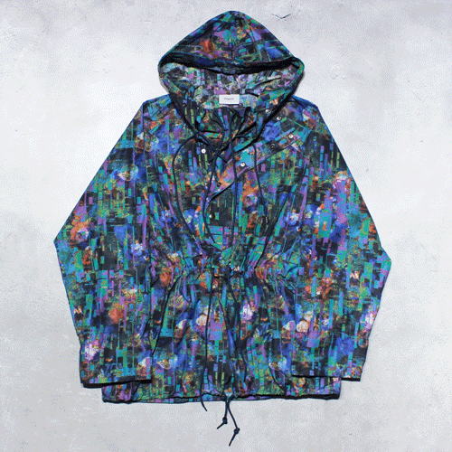 <img class='new_mark_img1' src='https://img.shop-pro.jp/img/new/icons8.gif' style='border:none;display:inline;margin:0px;padding:0px;width:auto;' />IroquoisMODEST ANORAK HD(BLU)
