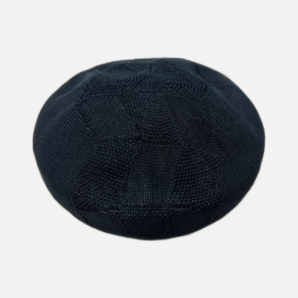 <img class='new_mark_img1' src='https://img.shop-pro.jp/img/new/icons8.gif' style='border:none;display:inline;margin:0px;padding:0px;width:auto;' />HUNTISMGeom Jacquard Beret(Black)
