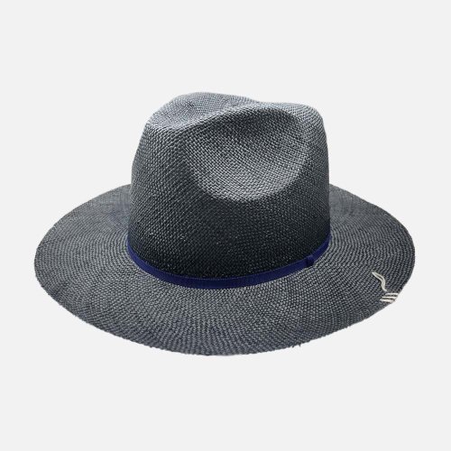 <img class='new_mark_img1' src='https://img.shop-pro.jp/img/new/icons8.gif' style='border:none;display:inline;margin:0px;padding:0px;width:auto;' />HUNTISMCut Off LB Hat (Black)