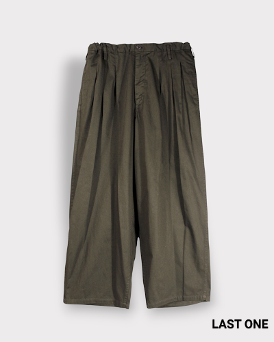 Y's for menGARMENT DYED KATSURAGI PANTS WITH 12-TUCKS(Khaki)