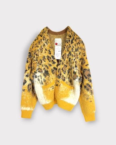 <img class='new_mark_img1' src='https://img.shop-pro.jp/img/new/icons65.gif' style='border:none;display:inline;margin:0px;padding:0px;width:auto;' />SEVESKIGFading Leopard Knit Cardigan(Yellow)