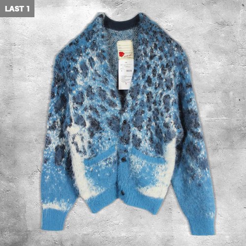 <img class='new_mark_img1' src='https://img.shop-pro.jp/img/new/icons8.gif' style='border:none;display:inline;margin:0px;padding:0px;width:auto;' />SEVESKIGFading Leopard Knit Cardigan(Blue)