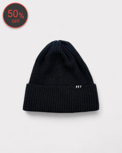 <img class='new_mark_img1' src='https://img.shop-pro.jp/img/new/icons20.gif' style='border:none;display:inline;margin:0px;padding:0px;width:auto;' />HUNTISMMerino Knit Watch(Black) 6,600-