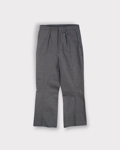 <img class='new_mark_img1' src='https://img.shop-pro.jp/img/new/icons8.gif' style='border:none;display:inline;margin:0px;padding:0px;width:auto;' />SEVESKIGJapanese Chambray Structured Slacks(Black)