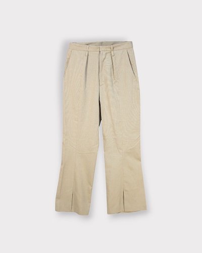 <img class='new_mark_img1' src='https://img.shop-pro.jp/img/new/icons8.gif' style='border:none;display:inline;margin:0px;padding:0px;width:auto;' />SEVESKIGJapanese Chambray Structured Slacks(Beige)