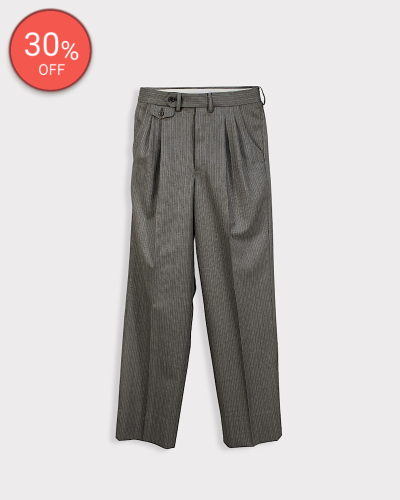 <img class='new_mark_img1' src='https://img.shop-pro.jp/img/new/icons20.gif' style='border:none;display:inline;margin:0px;padding:0px;width:auto;' />SUGARHILLSUMMER WOOL TROUSERS(GRAY STRIPE) 71,500-