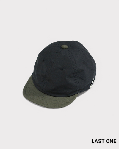 <img class='new_mark_img1' src='https://img.shop-pro.jp/img/new/icons8.gif' style='border:none;display:inline;margin:0px;padding:0px;width:auto;' />HUNTISM2Tone Umpire Cap(Black)