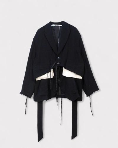 <img class='new_mark_img1' src='https://img.shop-pro.jp/img/new/icons8.gif' style='border:none;display:inline;margin:0px;padding:0px;width:auto;' />MidorikawaCUT OUT JACKET