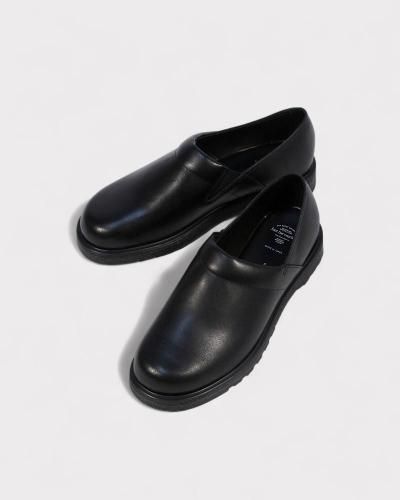 <img class='new_mark_img1' src='https://img.shop-pro.jp/img/new/icons8.gif' style='border:none;display:inline;margin:0px;padding:0px;width:auto;' />foot the coacherCLOG SHOES