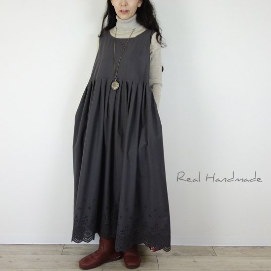 予約販売] チャコールスカラップといちご泥棒前後OKマキシワンピース - REAL HANDMADE -リアルハンドメイド-  心を込めて手作りした素敵なお洋服をあなたへ。。