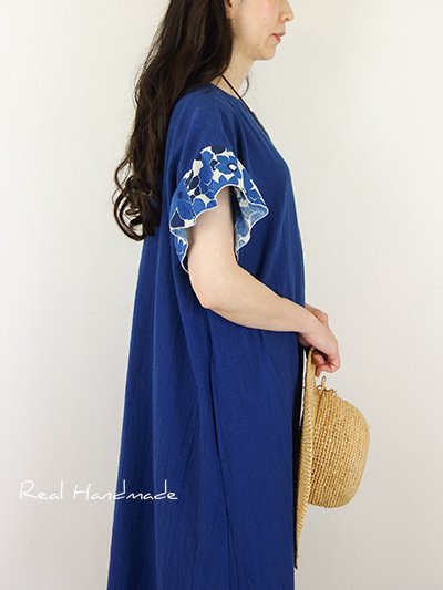 [予約販売]ワッシャーハーフリネンネイビーブルー袖フリルワンピース（リボンコサージュ付き） - REAL HANDMADE -リアルハンドメイド-  心を込めて手作りした素敵なお洋服をあなたへ。。